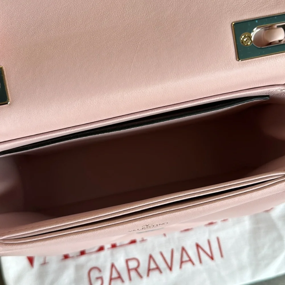 Valentino rockstud rose quartz pale pink pastel Roman stud pink crossbody bag